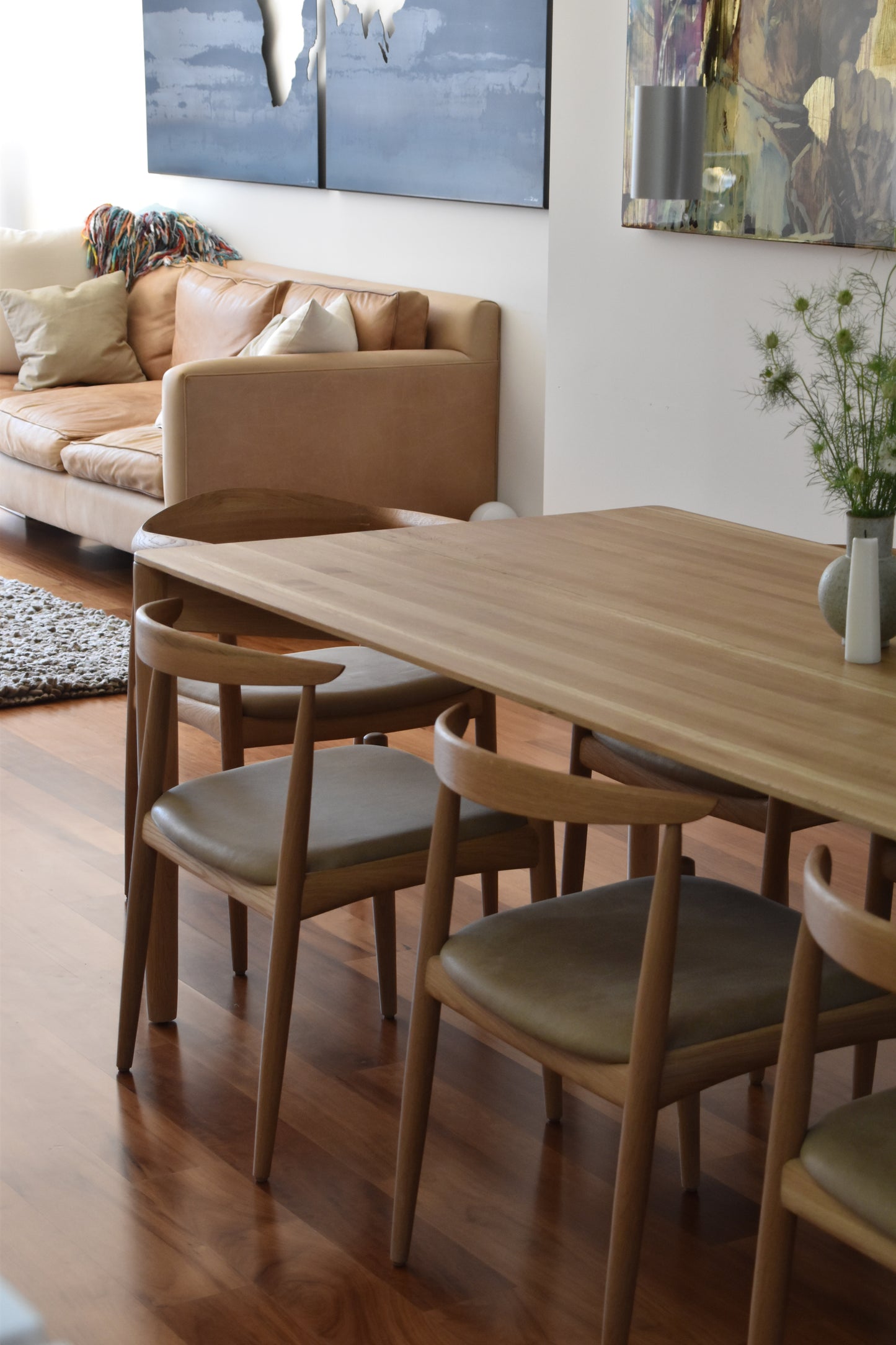 Lorne chair