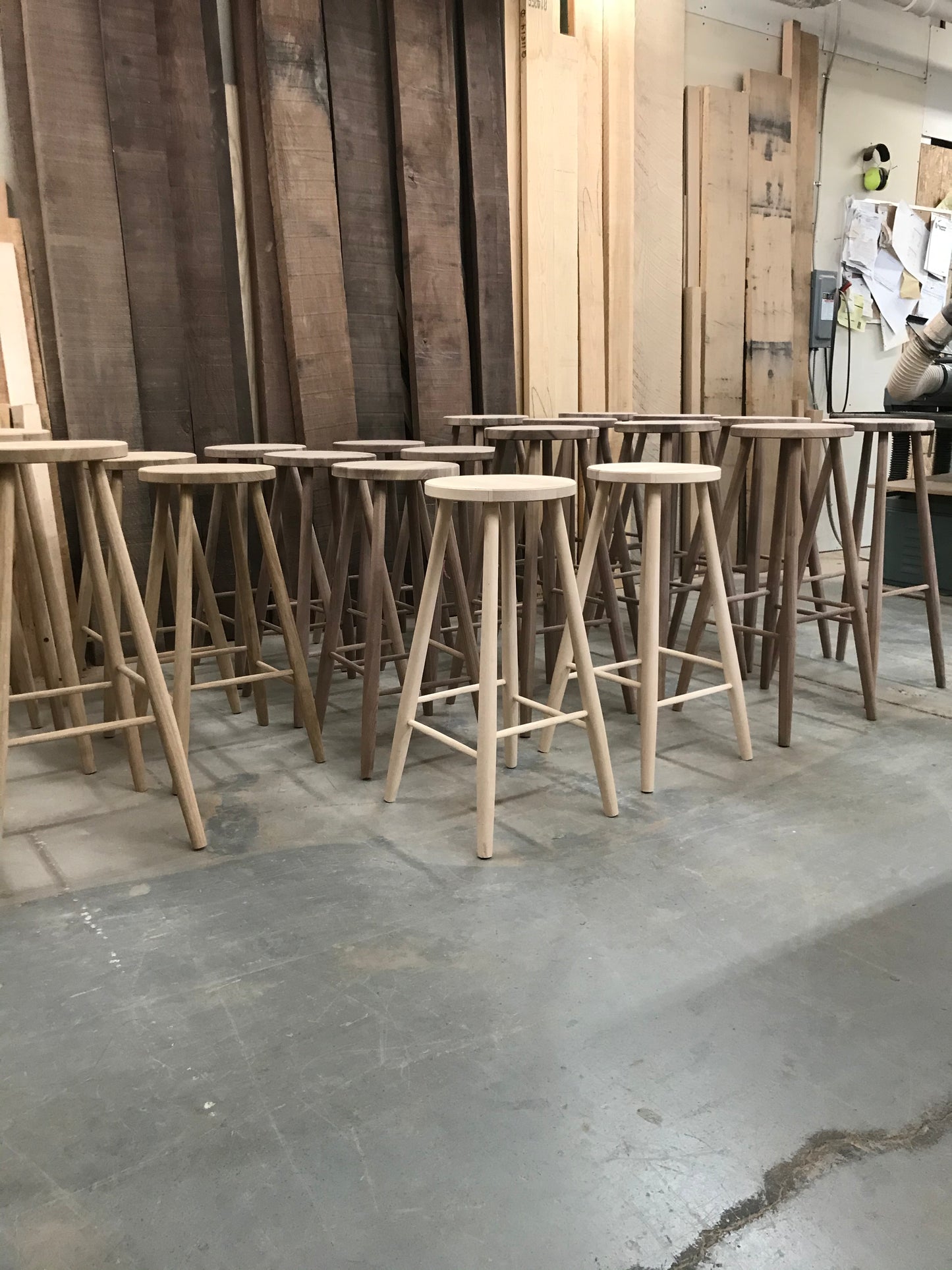 /querbes/ stool