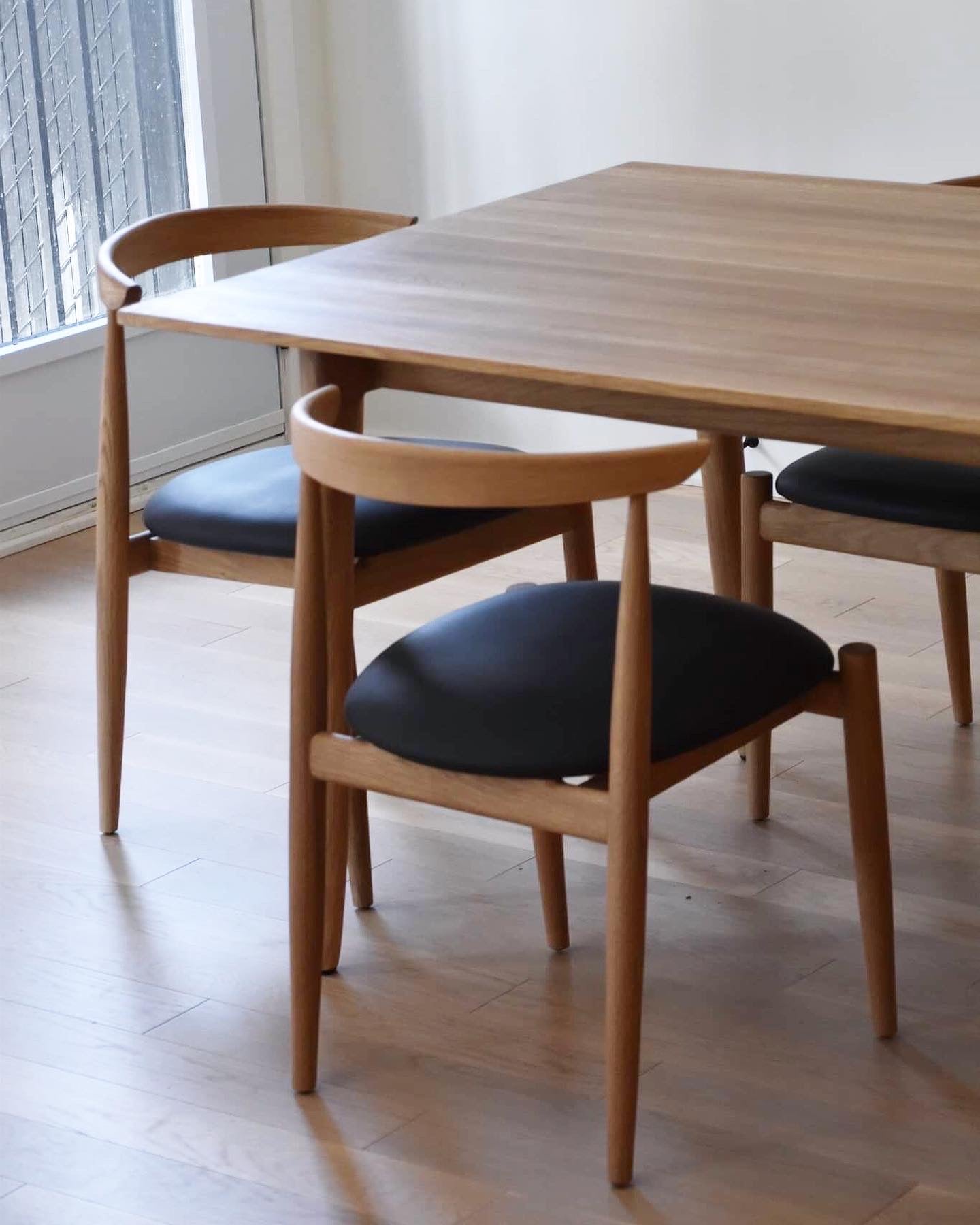 /elgin/ chair