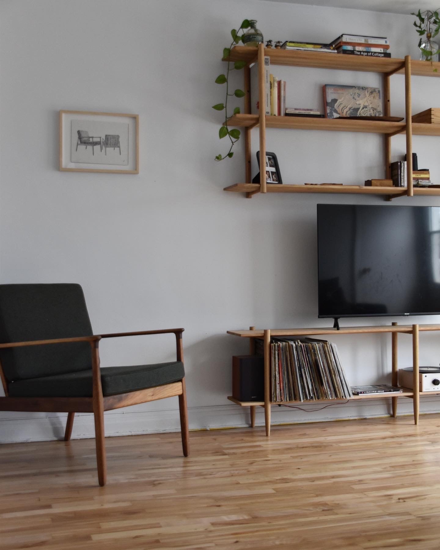 /hend/ lounge chair