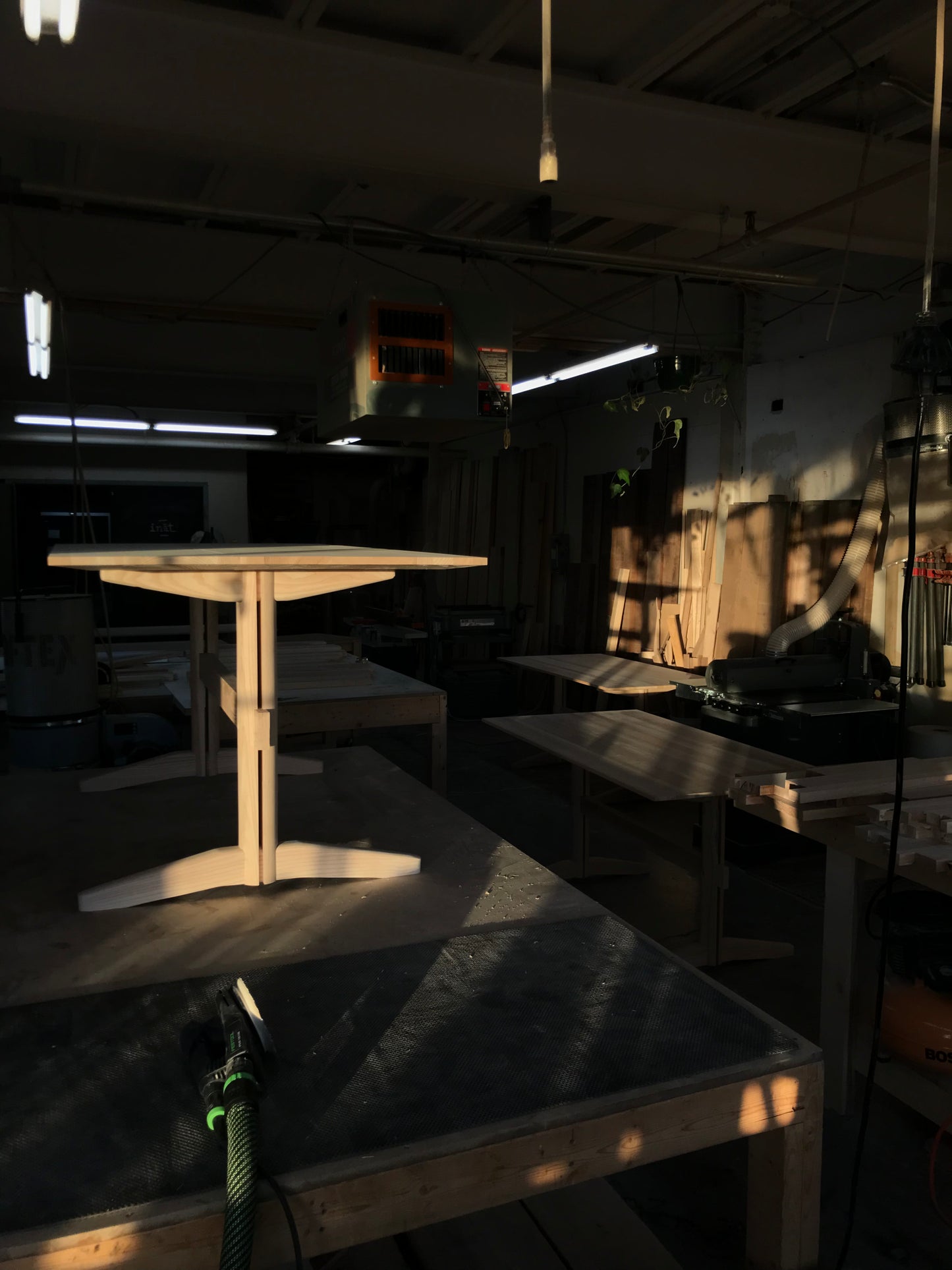 /joffree/ table